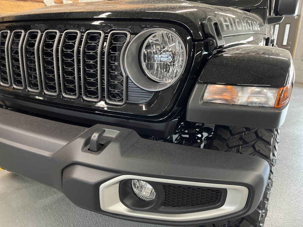 2025 Jeep Gladiator Sport photo 15
