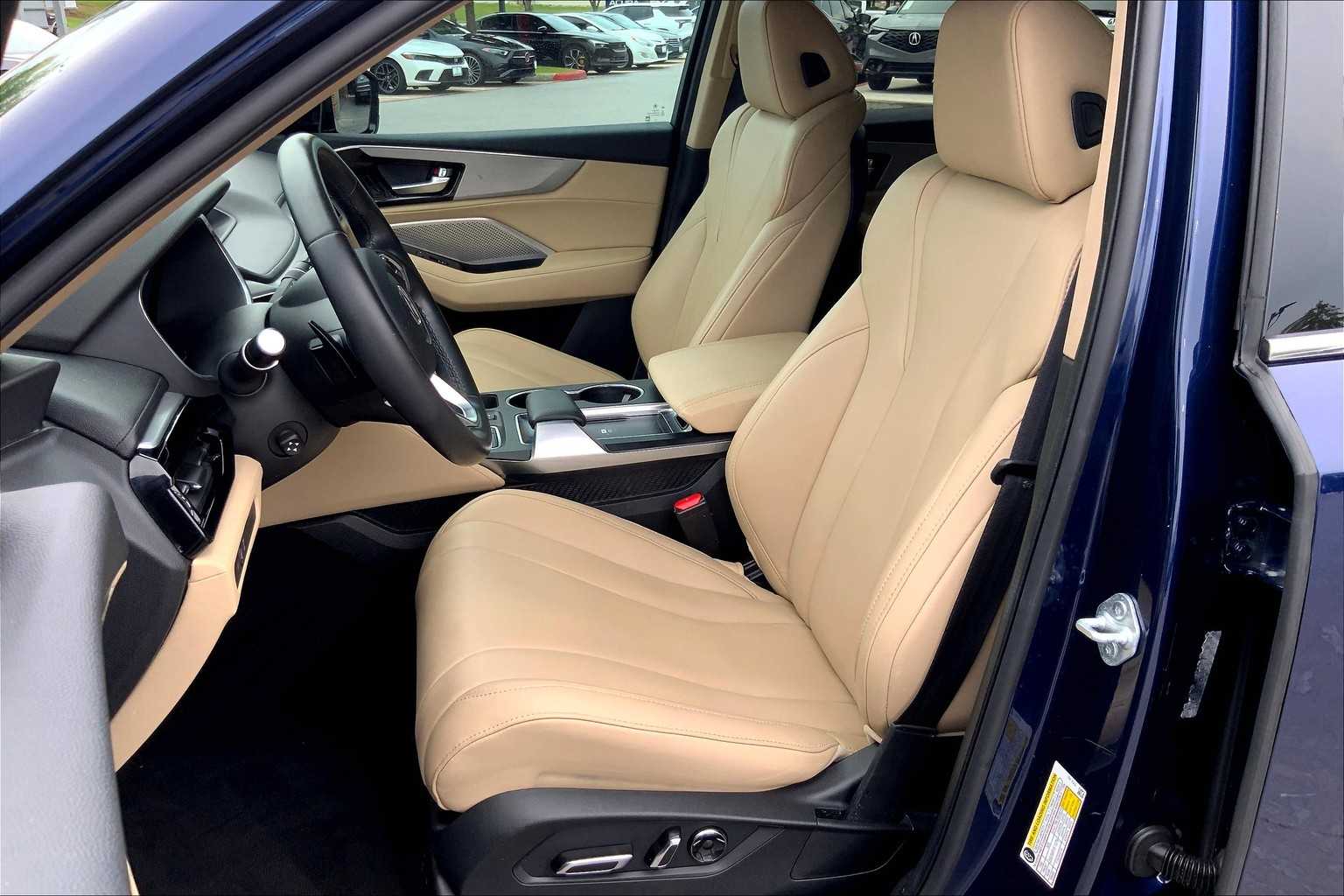 2024 Acura MDX SH-AWD photo 7