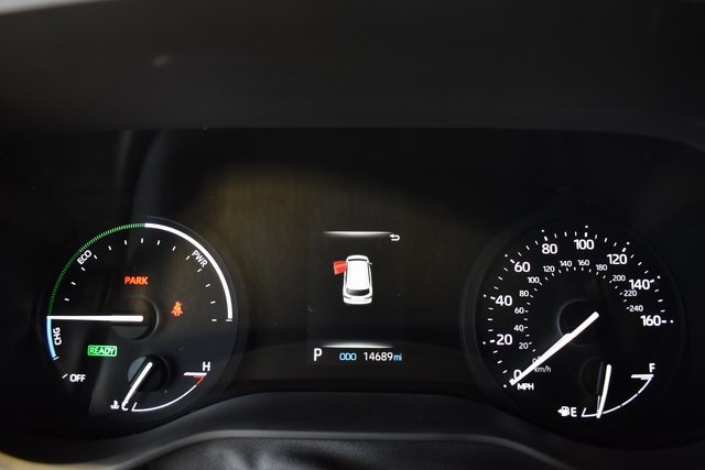 2024 Toyota Sienna LE photo 21