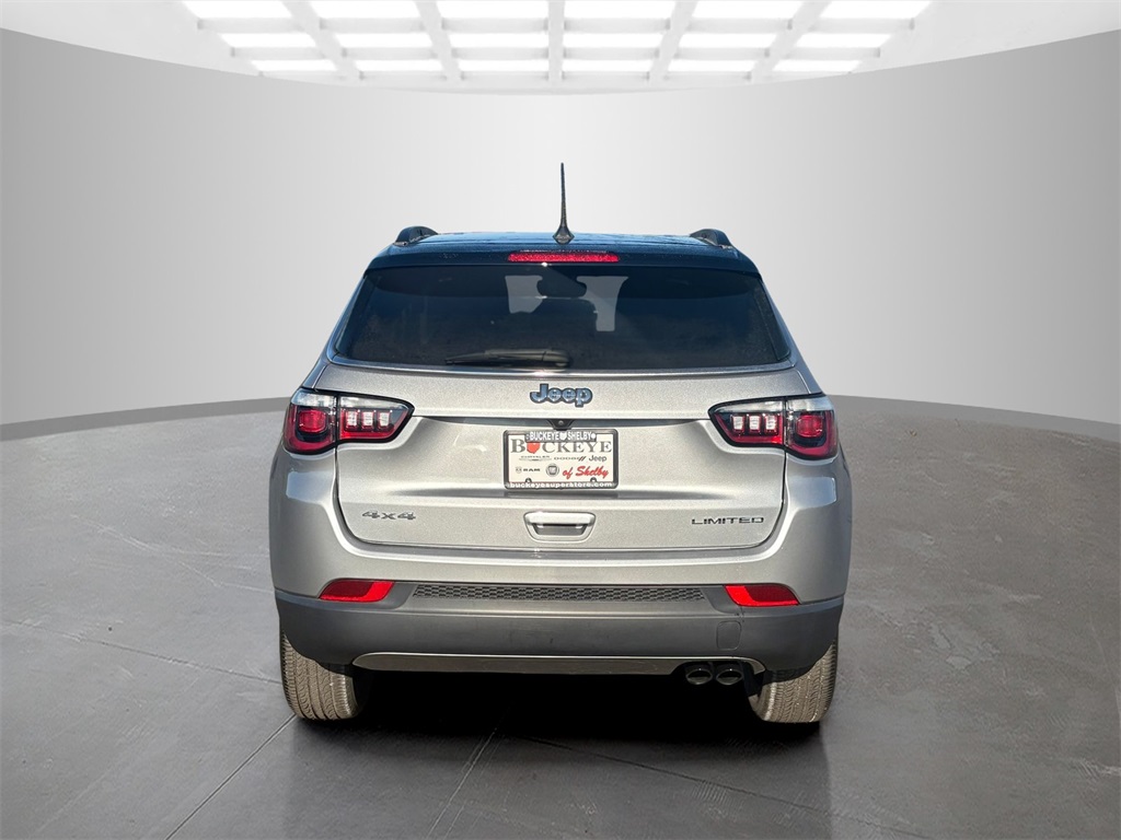 2022 Jeep Compass Limited photo 4