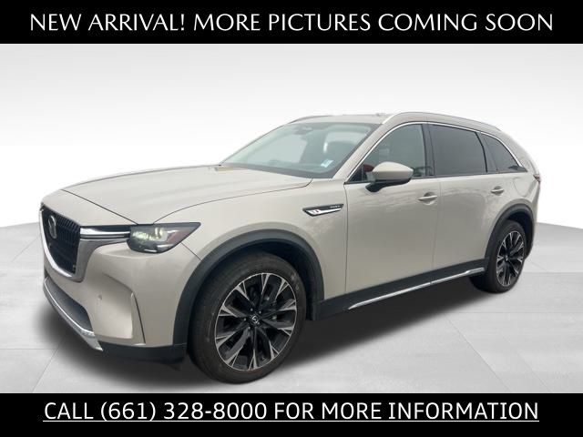 2024 Mazda CX-90 Premium Package's photo