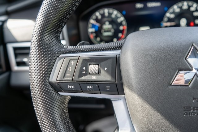 2023 Mitsubishi Outlander SEL photo 22