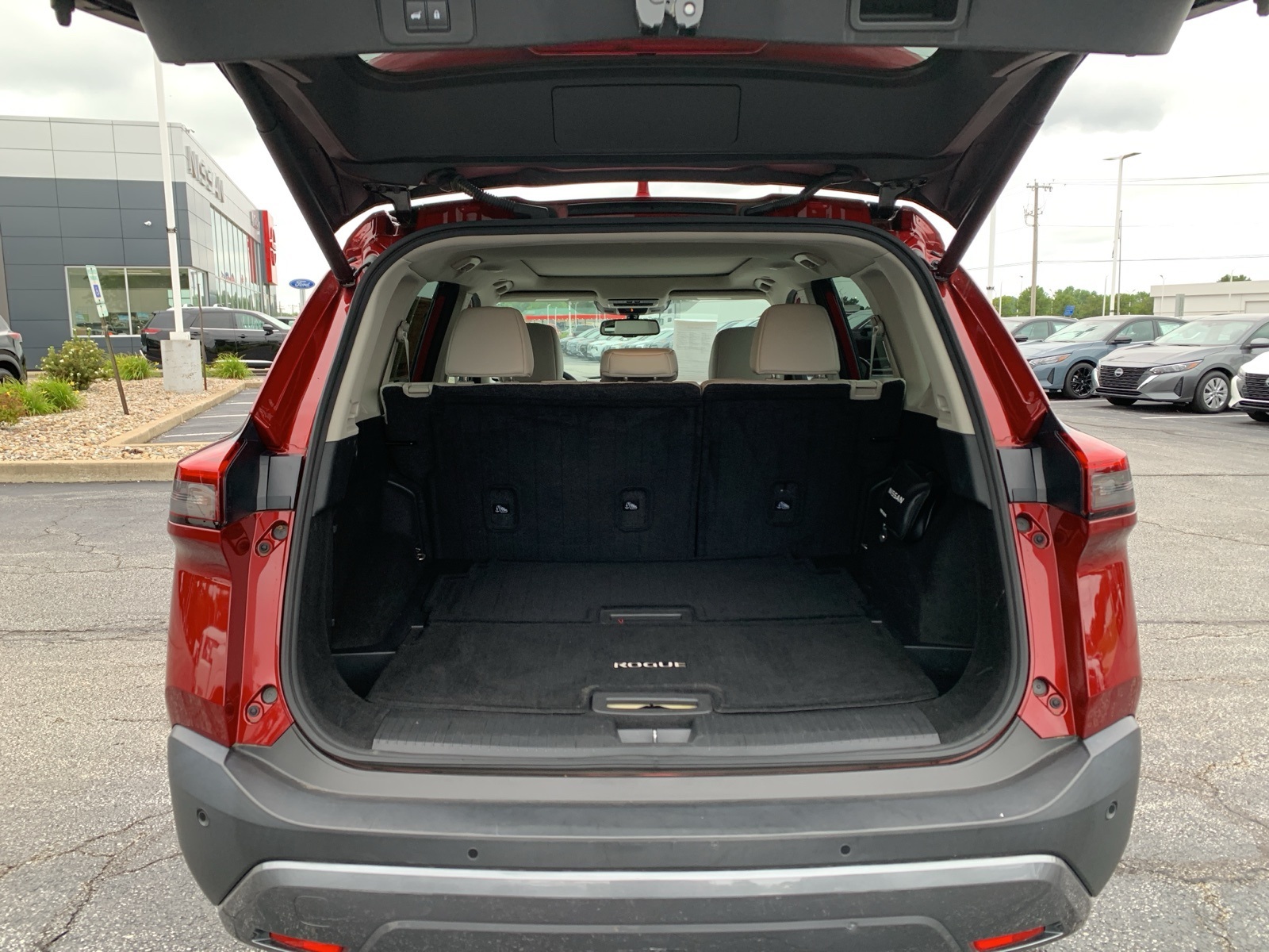 2023 Nissan Rogue SL photo 28