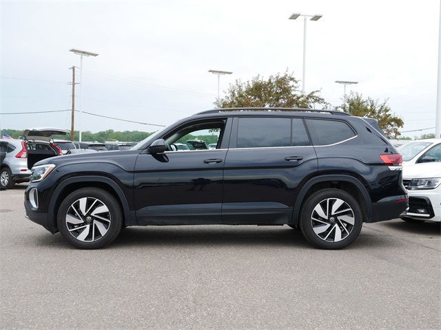 2025 Volkswagen Atlas SE Technology photo 3