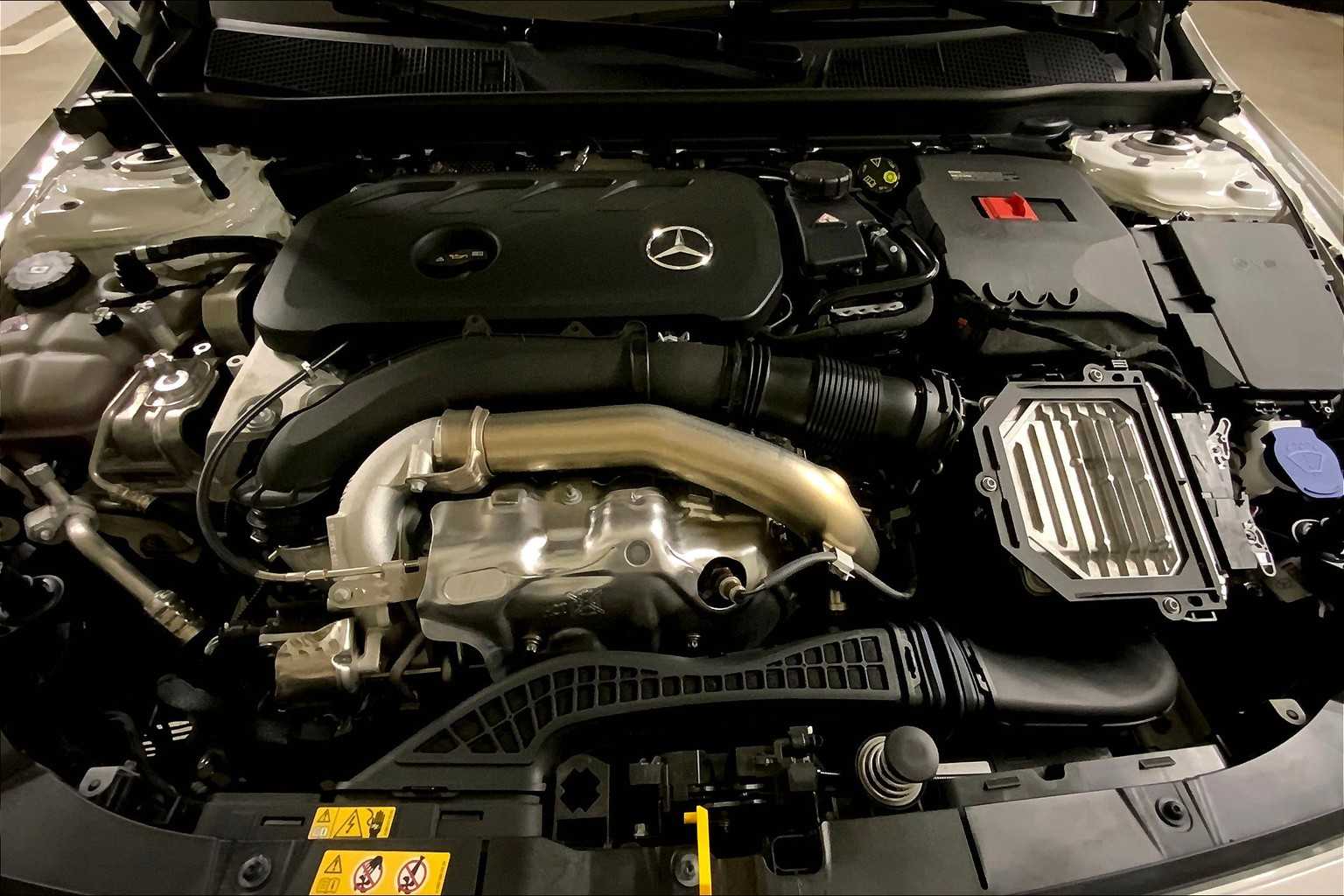 2025 Mercedes Benz CLA 250 photo 26