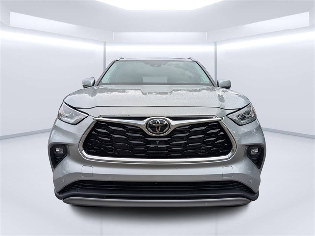 2024 Toyota Highlander Platinum photo 8
