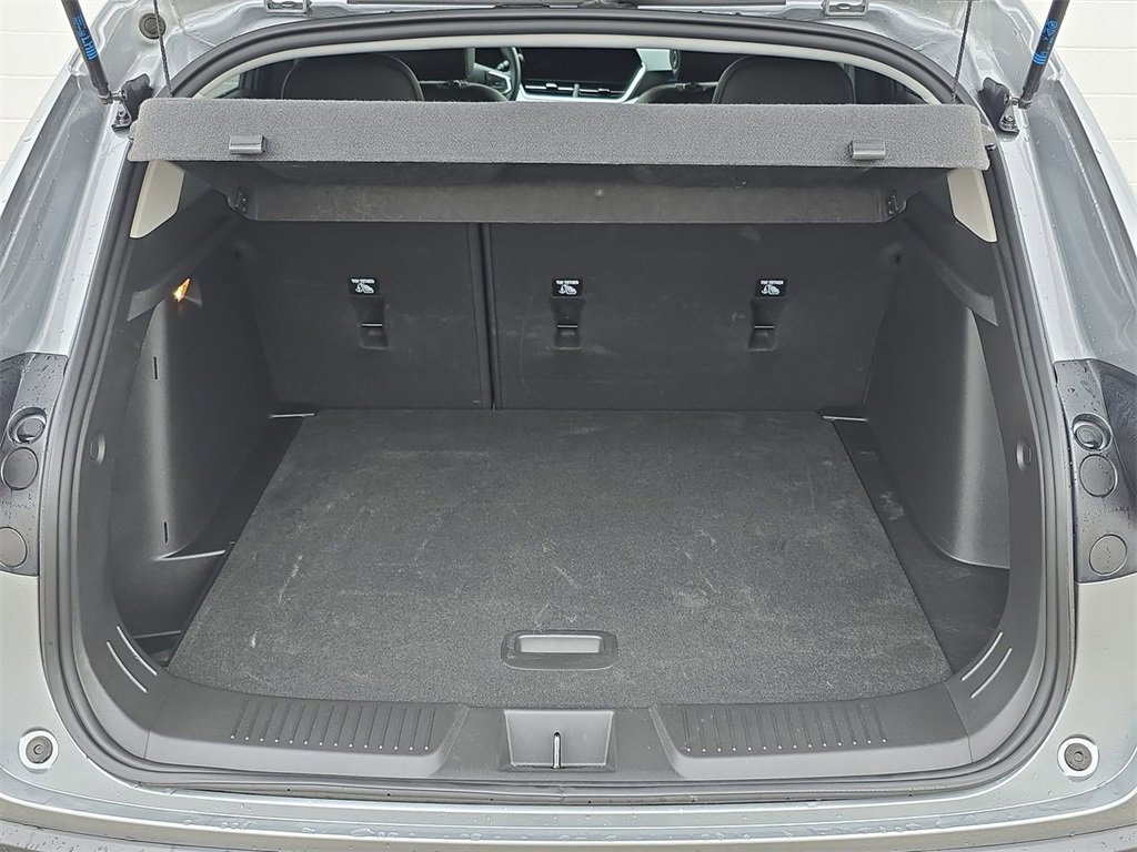 2024 Chevrolet Trax LT photo 22