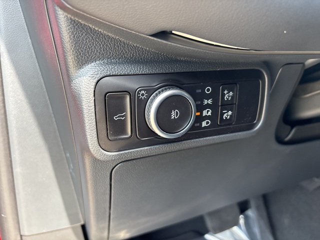 2025 Ford Explorer ST-Line photo 13