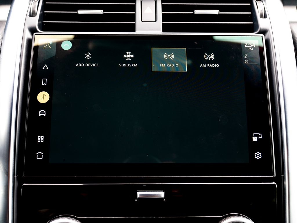 2023 Land Rover Discovery HSE R-Dynamic photo 26