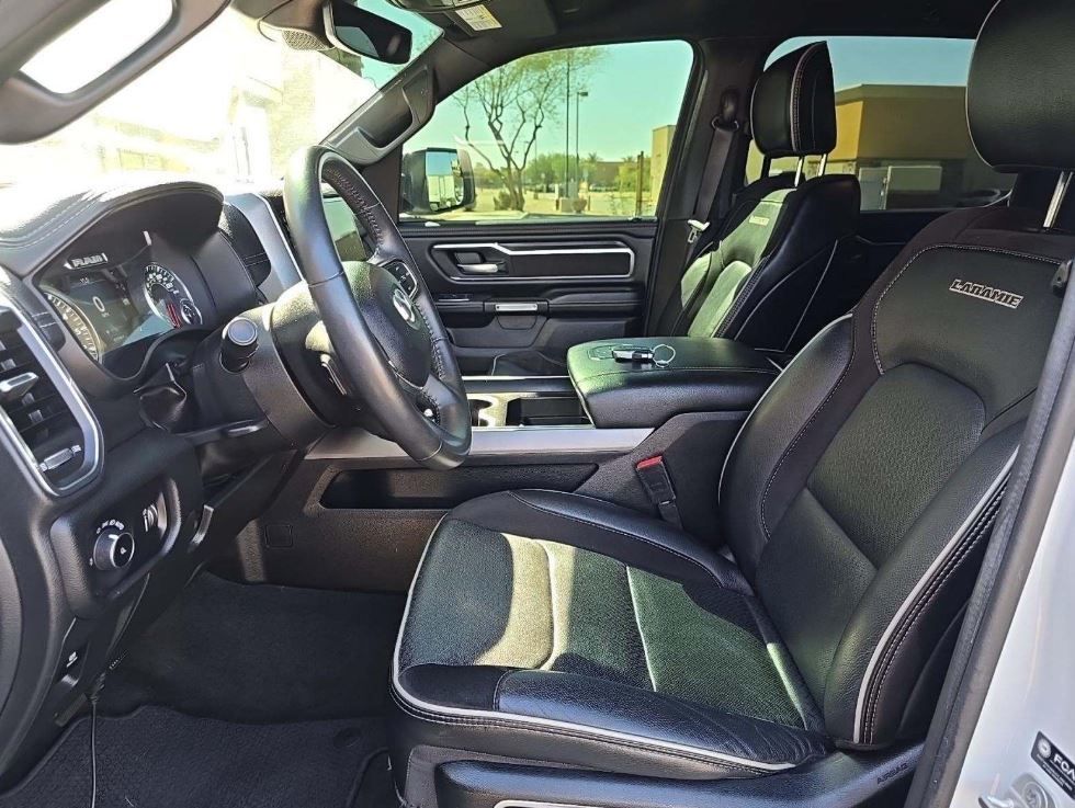 2024 Ram 1500 Laramie photo 4