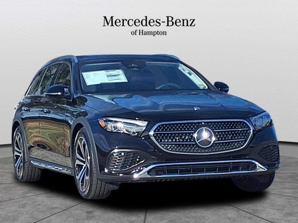2025 Mercedes-Benz E-Class E450 All-Terrain's photo
