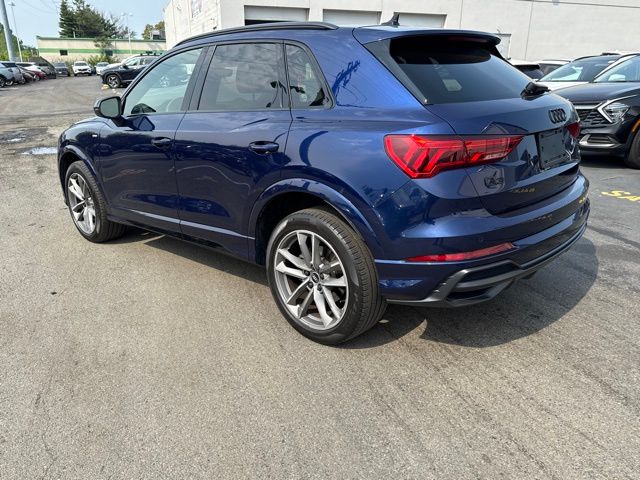 2022 Audi Q3 S line Premium Plus photo 2