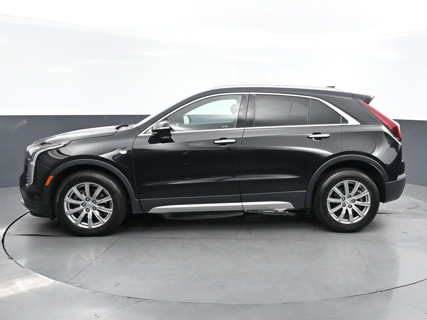 2022 Cadillac XT4 Premium Luxury photo 4