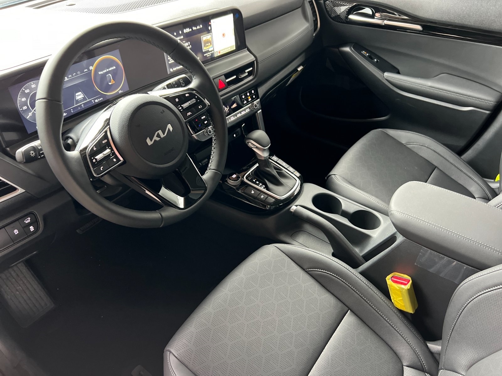 2026 Kia Seltos EX photo 9