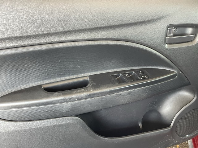 2020 Mitsubishi Mirage G4 ES photo 10