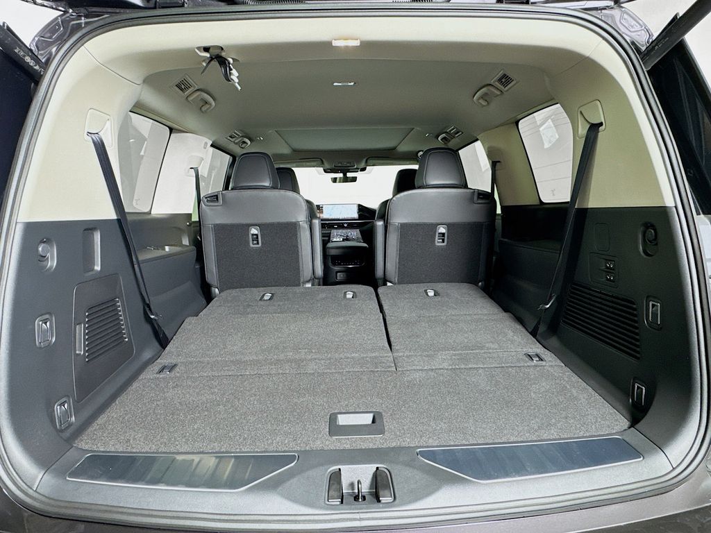 2025 Infiniti QX80 Pure photo 22