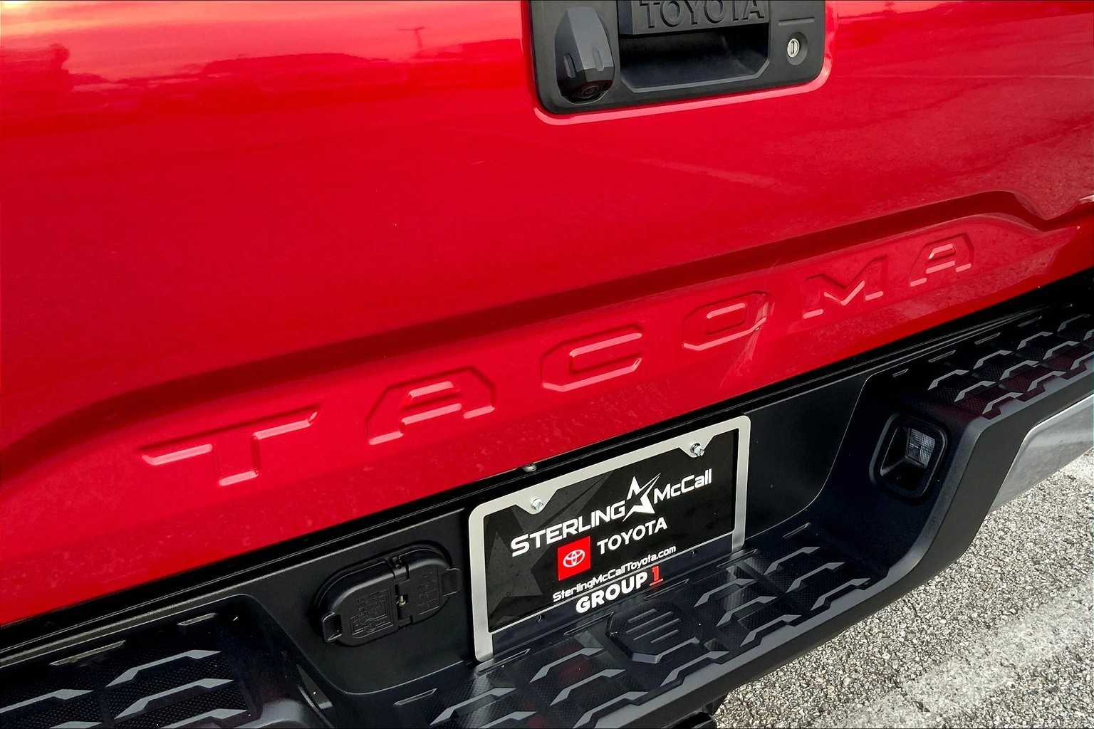 2021 Toyota Tacoma SR5 photo 9