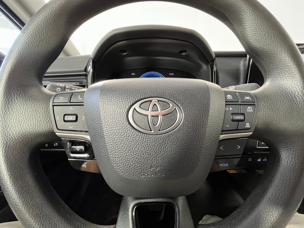 2025 Toyota Camry LE photo 16