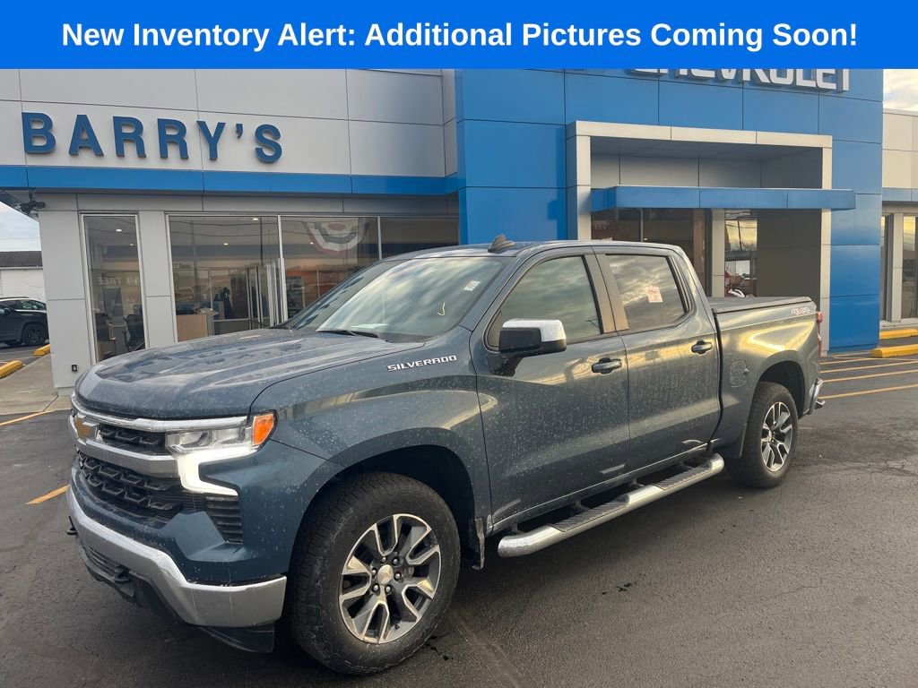 2024 Chevrolet Silverado 1500 LT's photo