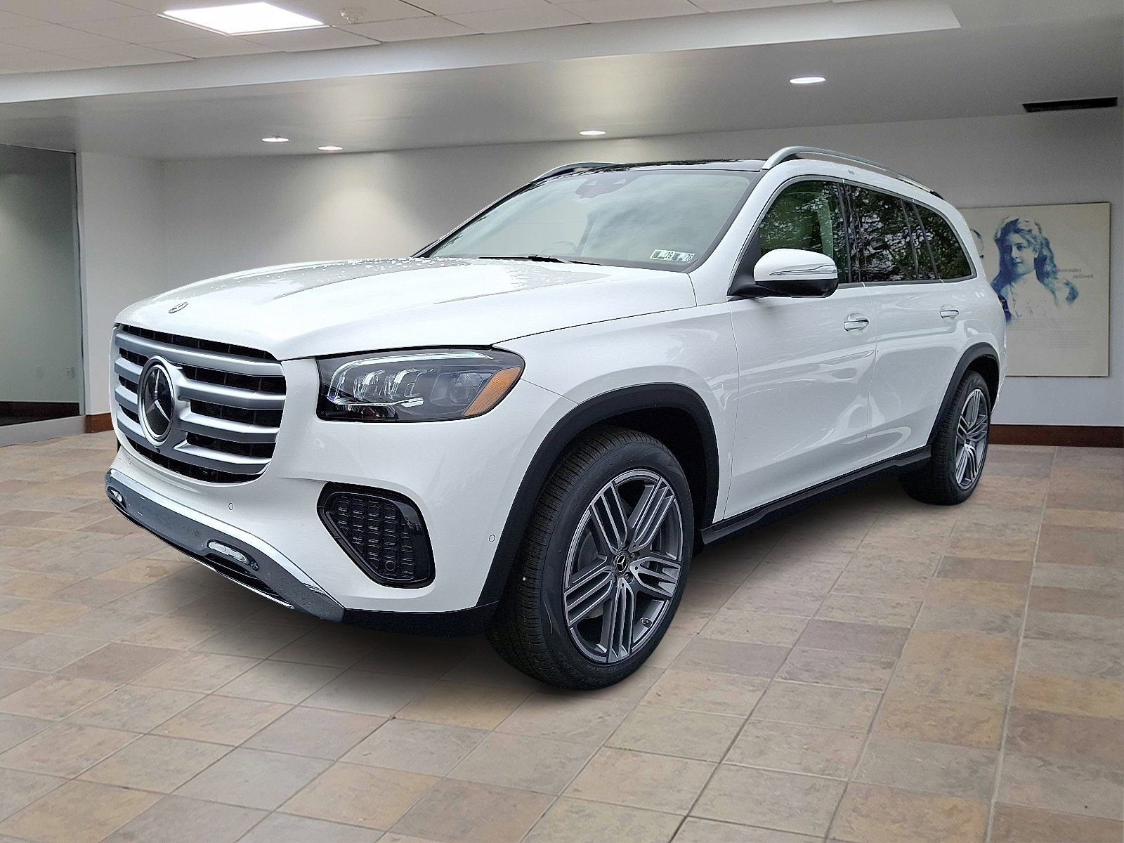 2026 Mercedes Benz GLS 450 4MATIC photo 2