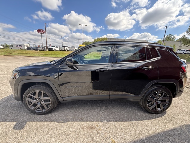 2026 Jeep Compass Limited Altitude photo 2
