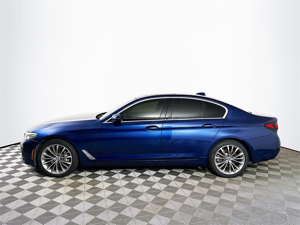 Used 2023 Blue Metallic BMW 540i xDrive image 8