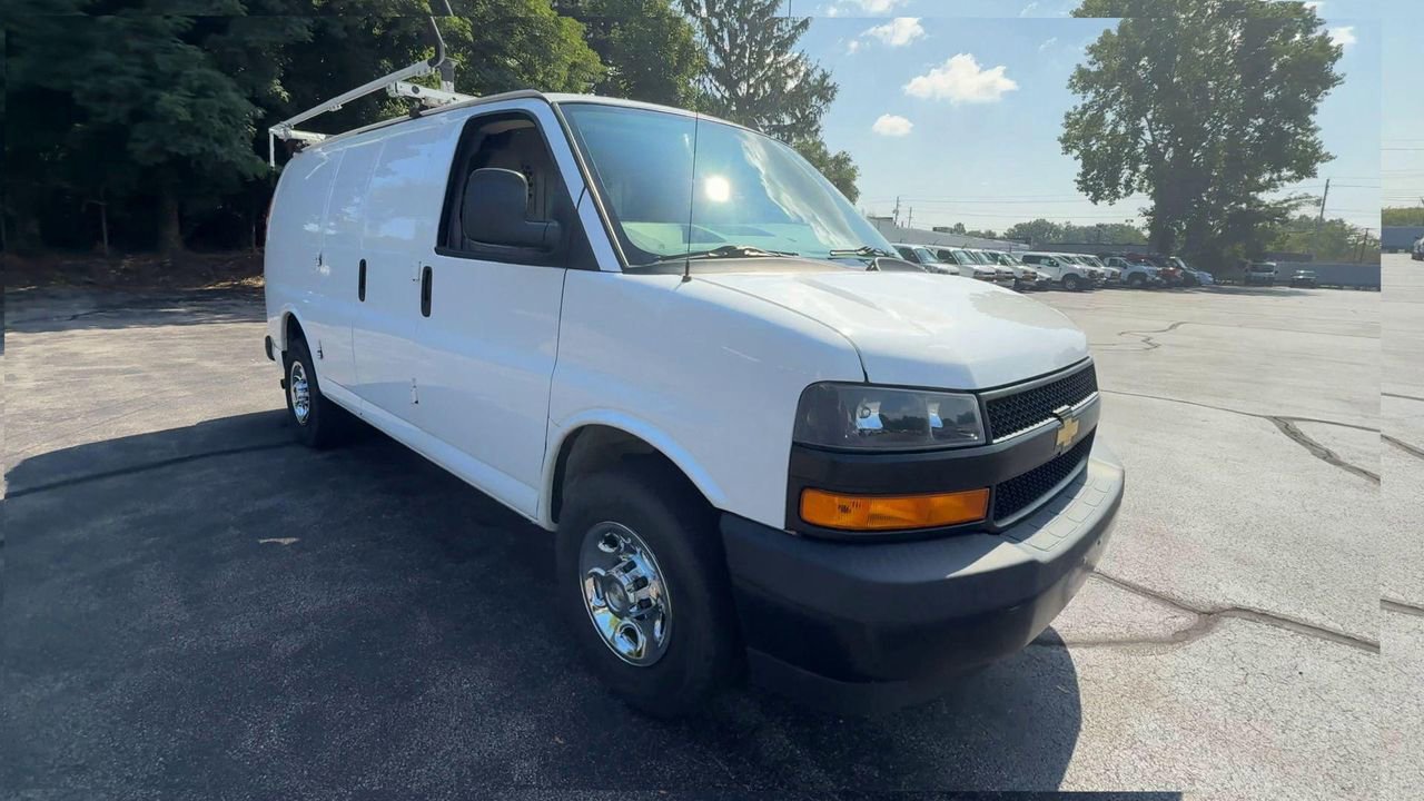 2020 Chevrolet Express Cargo Van 2500 photo 2