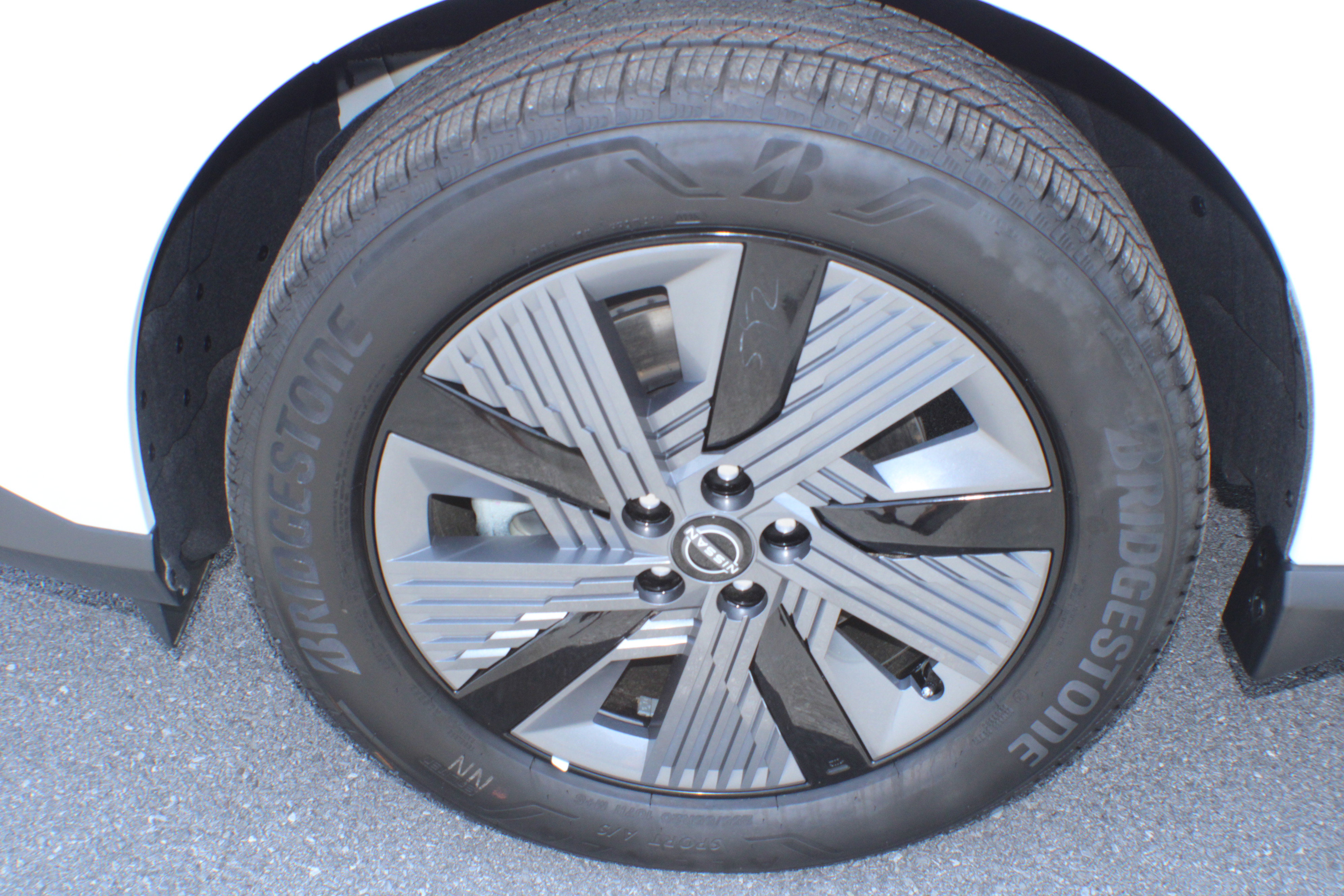 2025 Nissan Murano SL photo 5