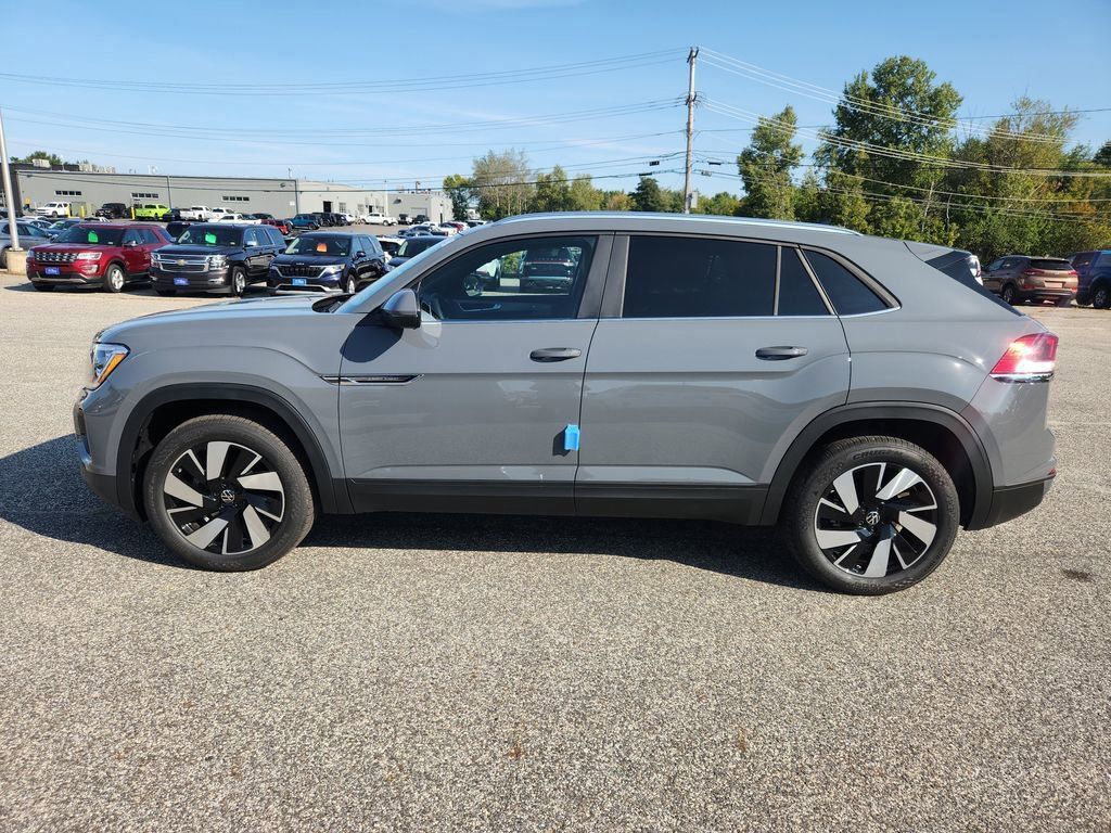 2026 Volkswagen Atlas Cross Sport SE photo 4