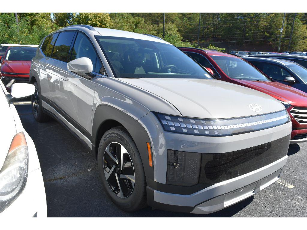 2026 Hyundai Ioniq SE photo 2