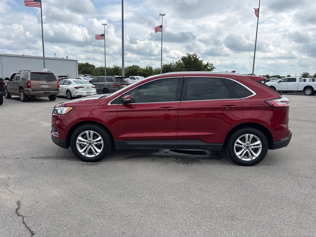 2019 Ford Edge SEL photo 4
