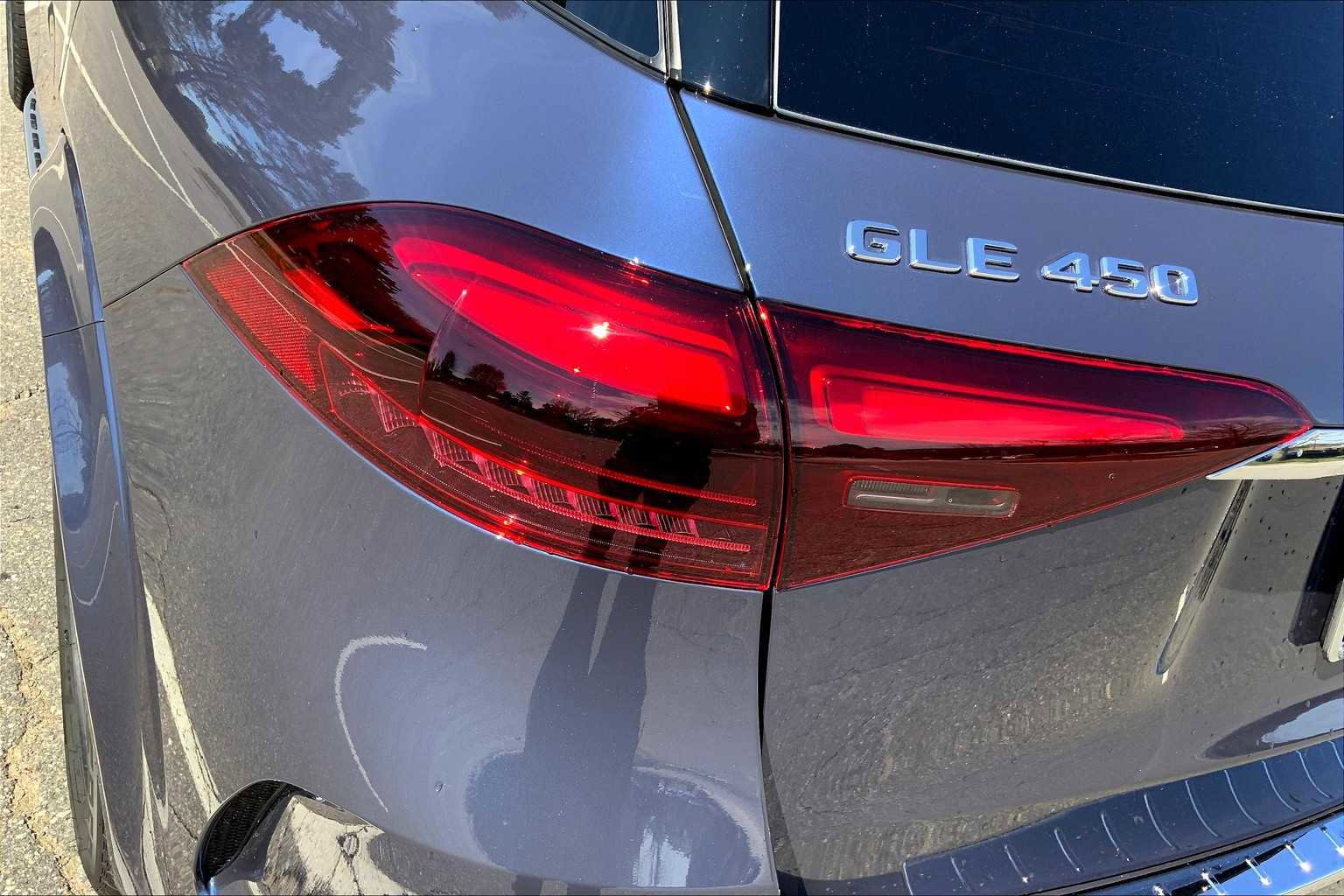 2026 Mercedes Benz GLE 450 4MATIC photo 18