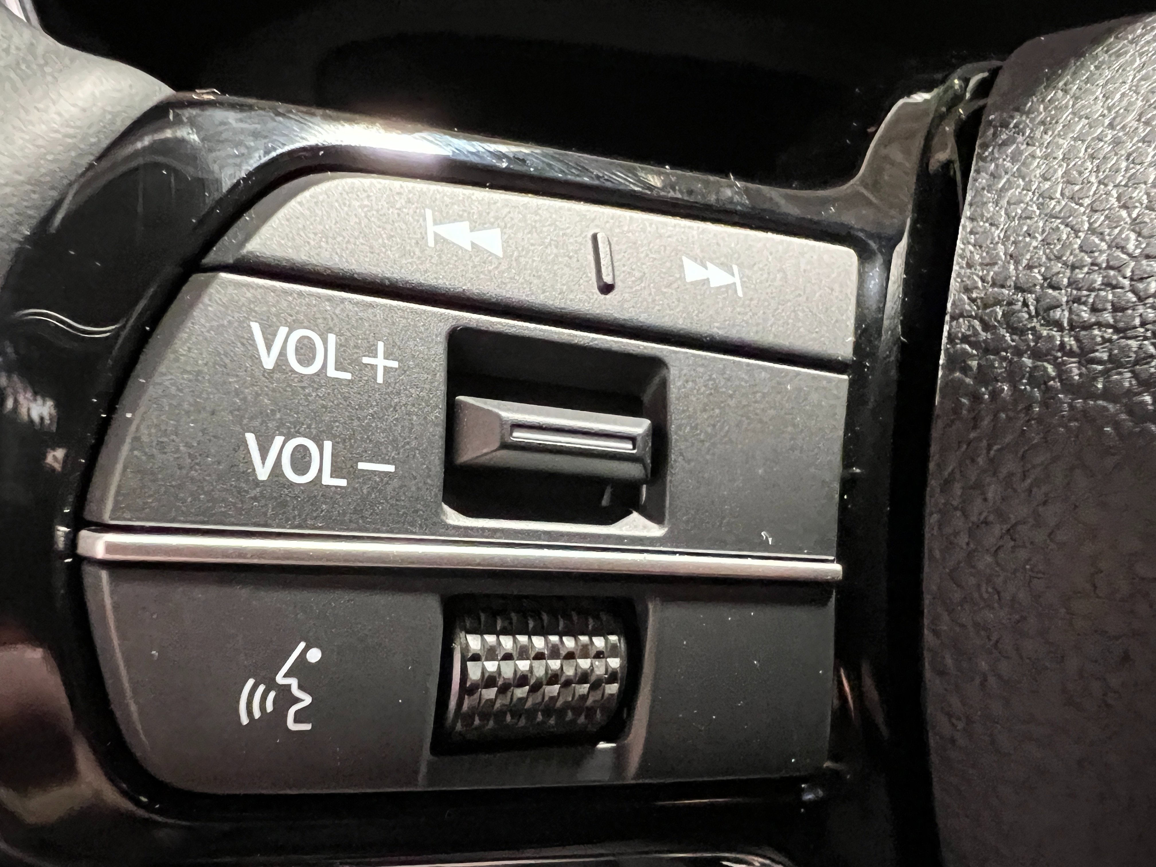 2025 Acura Integra LS photo 17