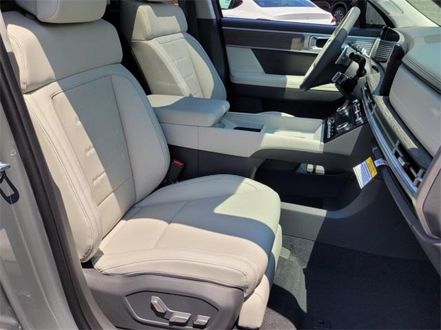 2025 Hyundai Santa Fe Calligraphy photo 16