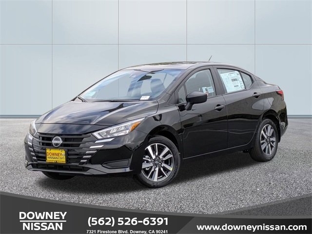 2025 Nissan Versa Sedan S's photo