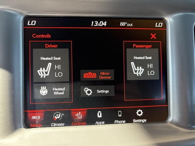 2022 Dodge Charger R/T photo 13