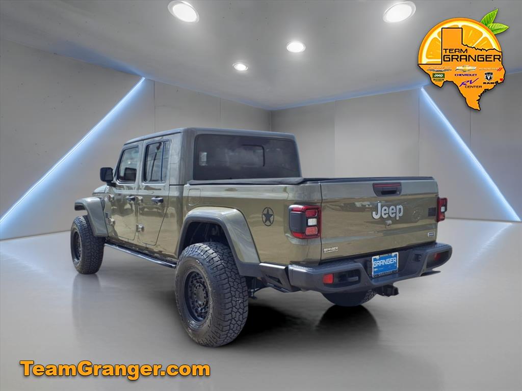 2020 Jeep Gladiator Overland photo 3