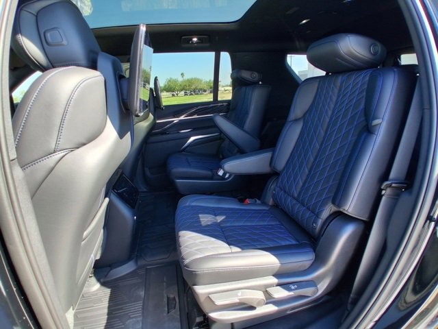 2026 Cadillac Escalade Sport photo 24