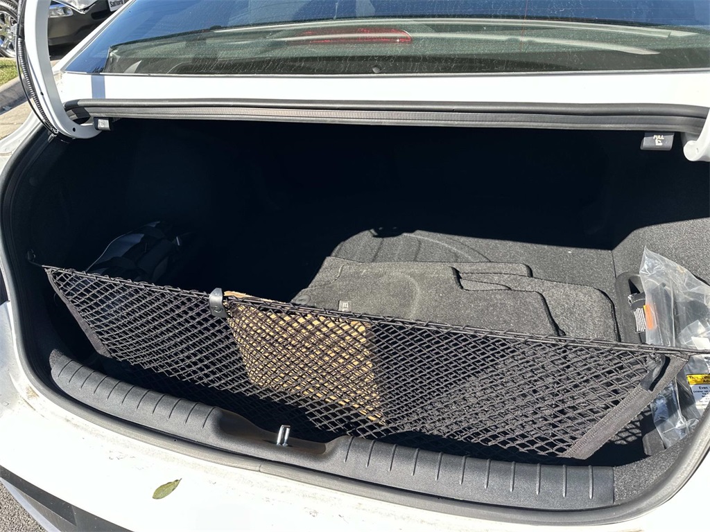 2024 Hyundai Elantra SEL Convenience photo 9