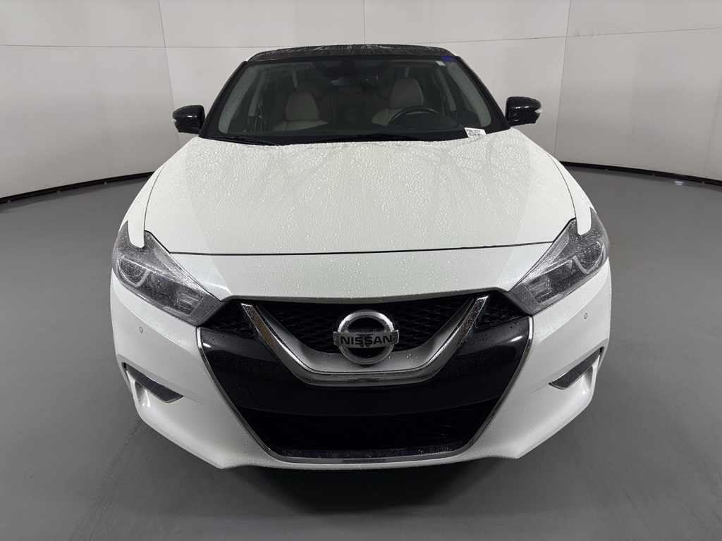 2017 Nissan Maxima Platinum photo 3