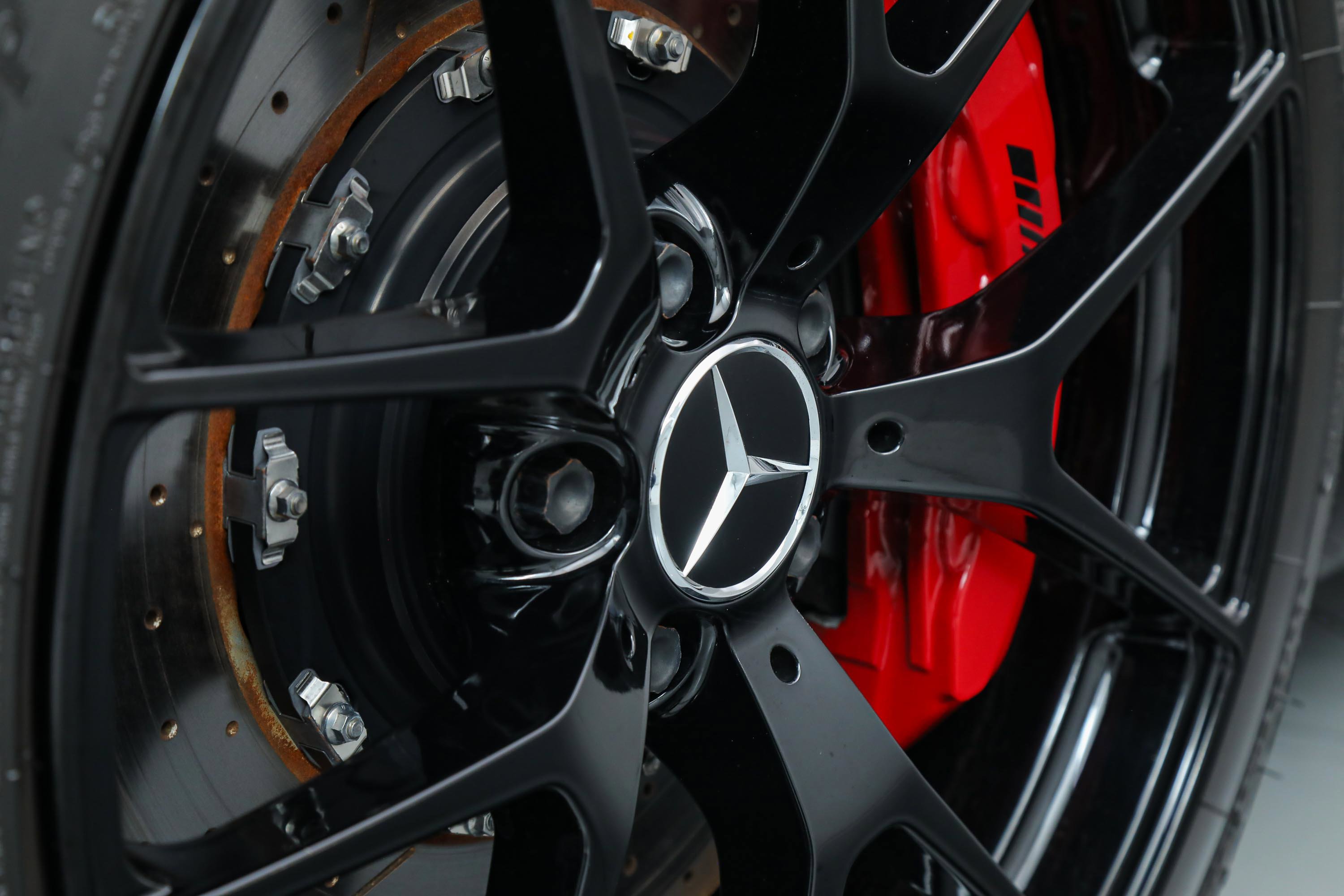 2015 Mercedes Benz SLS AMG photo 43