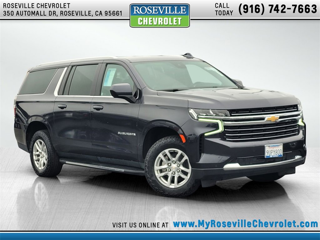 2023 Chevrolet Suburban LT's photo