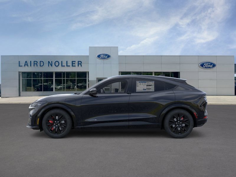 2025 Ford Mustang Mach-E Premium photo 3