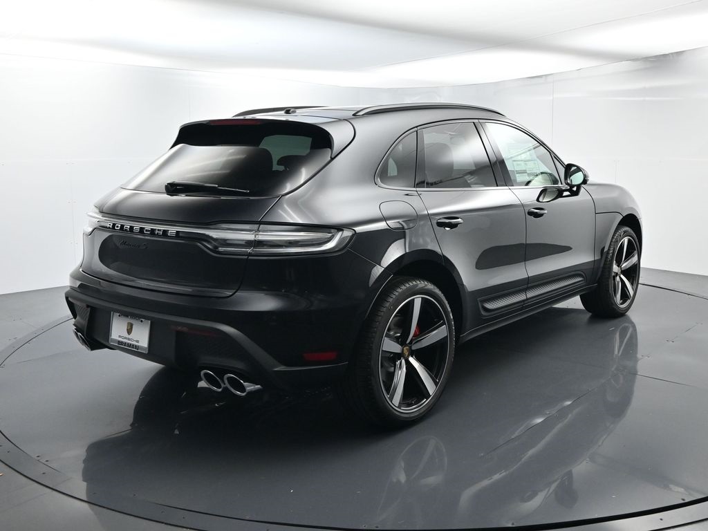 2026 Porsche Macan S photo 14