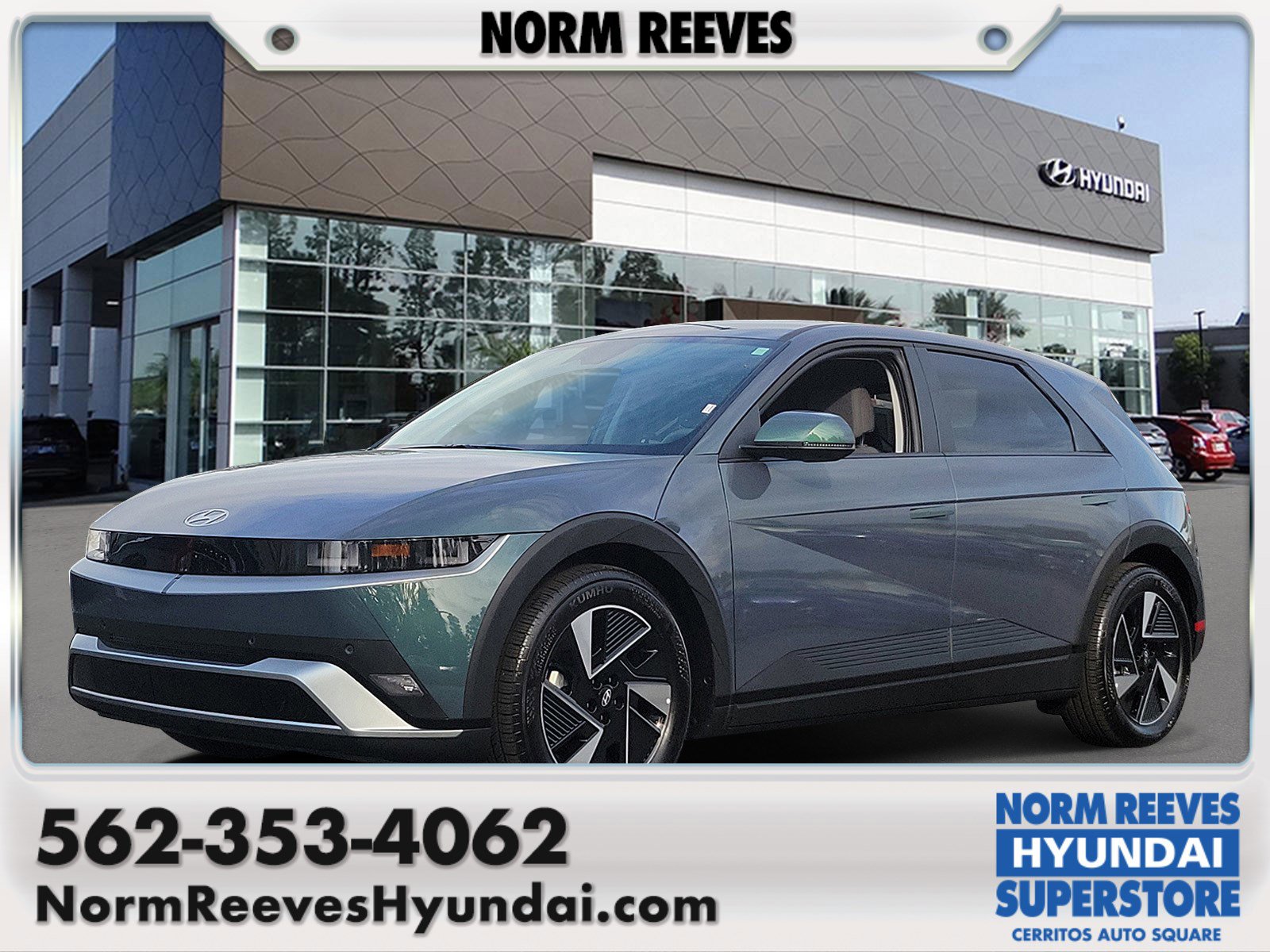 2025 Hyundai Ioniq 5 SE's photo