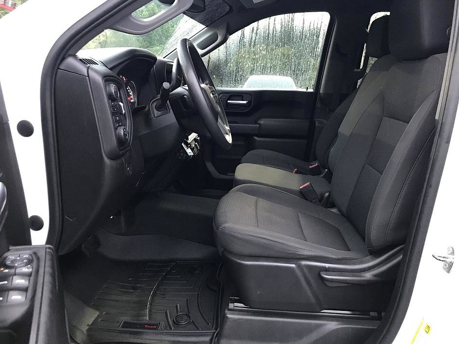 2022 Chevrolet Silverado 2500HD Custom photo 9