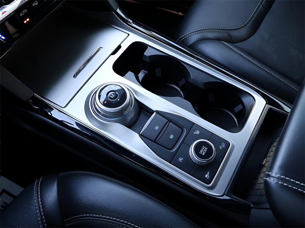 2021 Ford Explorer ST photo 28