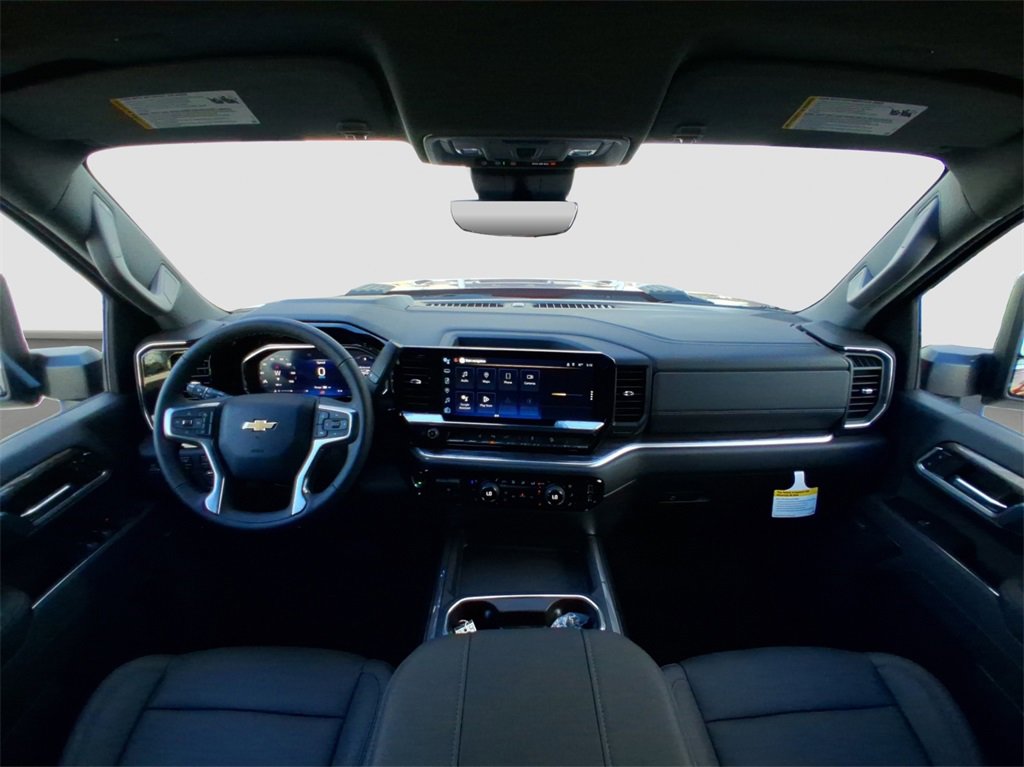2026 Chevrolet Silverado 2500HD LTZ photo 14
