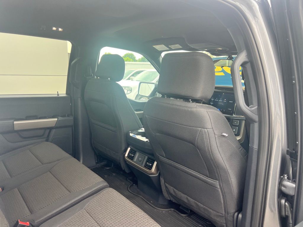 2025 Ford F-150 STX photo 7