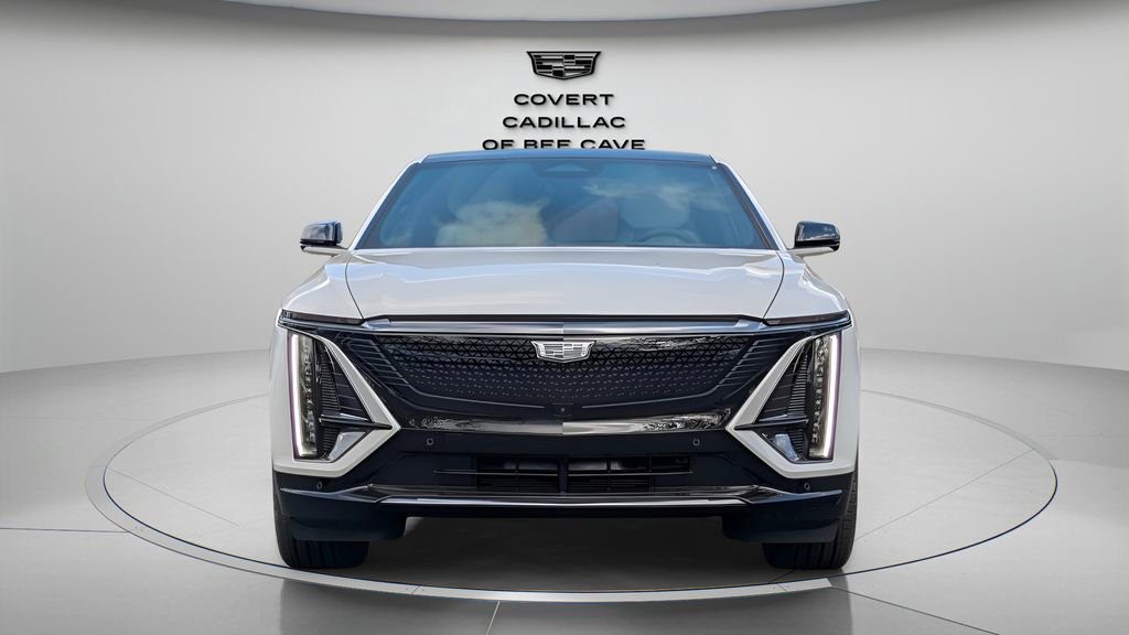 2025 Cadillac Lyriq Sport photo 4